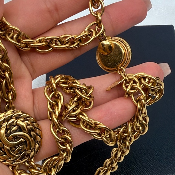 Chanel Vintage Gold CC Circle Pendant Multi Strand Collar Necklace - Picture 9 of 13